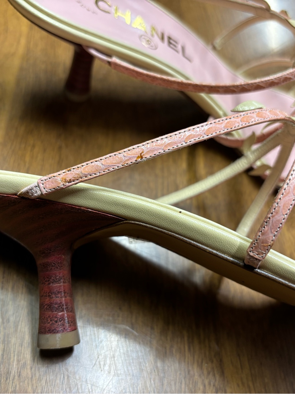 Chanel 2001 Vintage Karl Lagerfeld Light Pink Rosebud Leather Heels | Size 38.5 — image 4 of 8